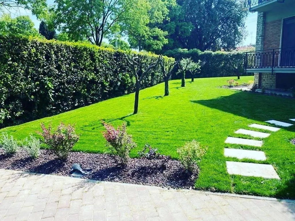 Apartment Appartamento Con Giardino, La Casa Di G&G Marina Di Carrara Italy